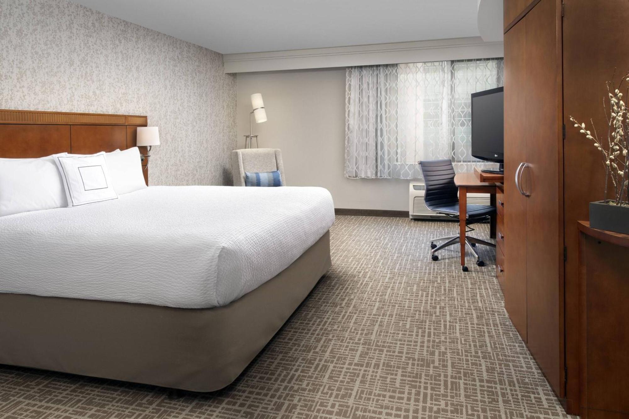 Готель Courtyard Tacoma Downtown Екстер'єр фото
